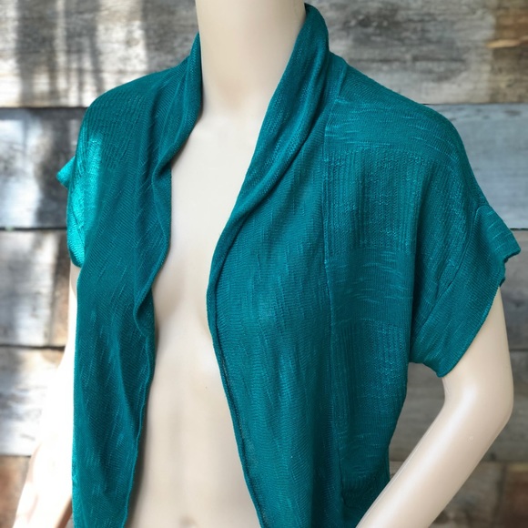 ✨4 for $20✨ Aqua Blue Shrug Sweater - Picture 3 of 8
